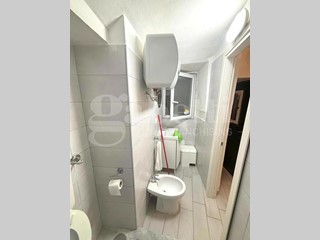 Monolocale in Vendita a Napoli, 50'000&euro;, 18 m², arredato