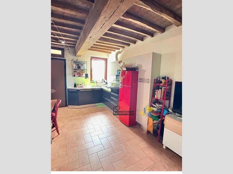 Trilocale in Vendita a Parma, zona Porporano - Mariano, 160'000&euro;, 80 m², arredato