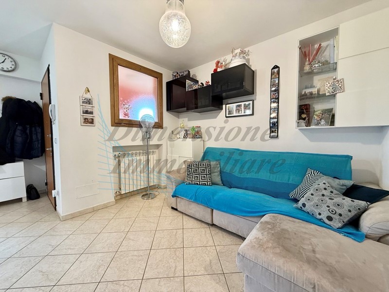 Trilocale in Vendita a Rosignano Marittimo, zona Rosignano Solvay, 169'000&euro;, 70 m², con Box