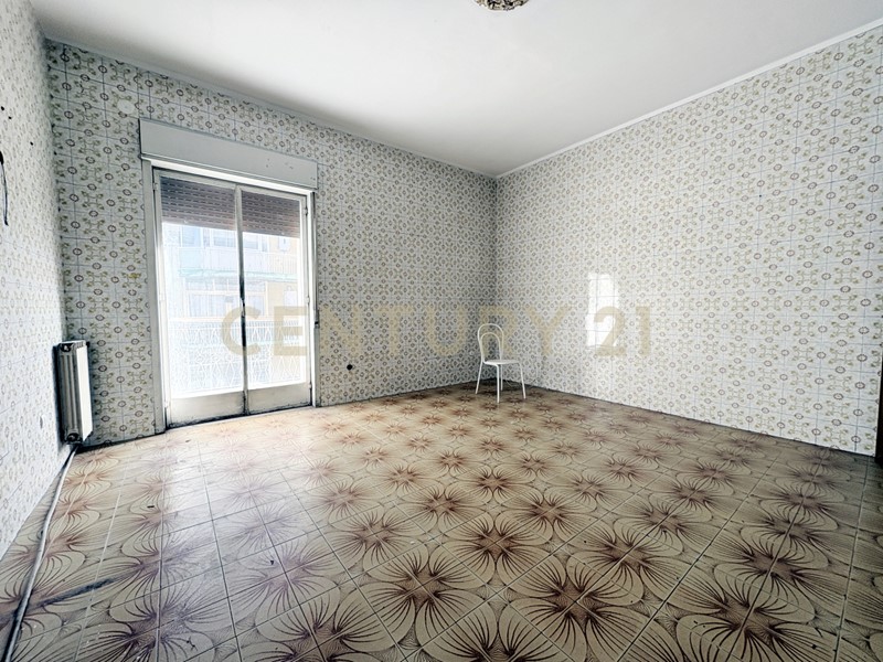 Appartamento in Vendita a Siracusa, 98'000&euro;, 128 m²