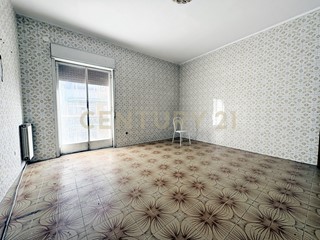 Appartamento in Vendita a Siracusa, 98'000&euro;, 128 m²