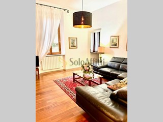 Appartamento in Affitto a Siena, zona Centro storico, 1'500&euro;, 120 m², arredato