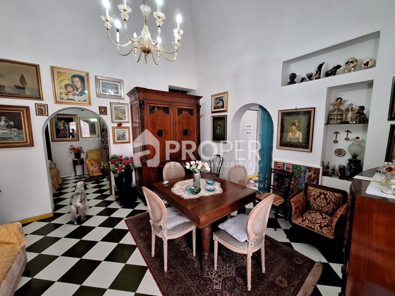 Appartamento in Vendita a Terrasini, 120'000&euro;, 93 m²