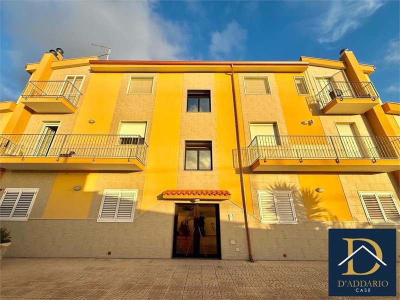 Appartamento in Vendita a Leporano, 150'000&euro;, 209 m²