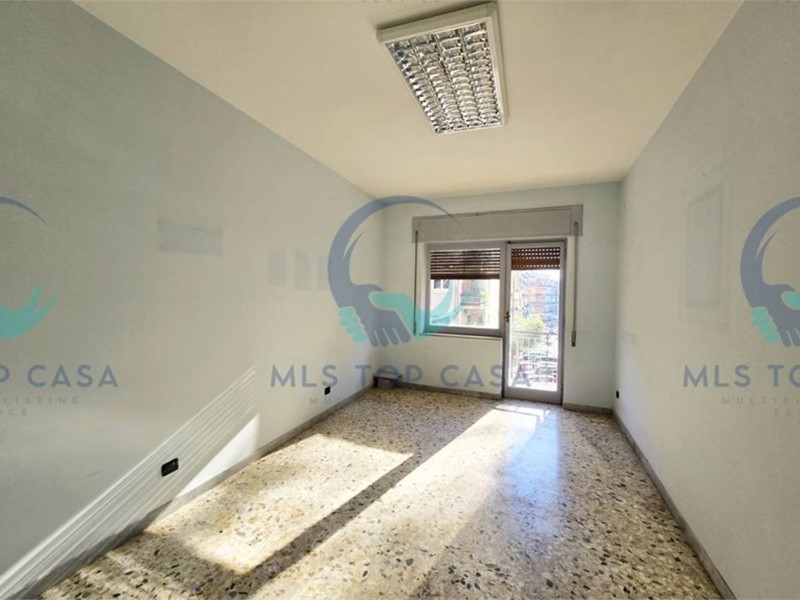 Trilocale in Vendita a Napoli, 330'000&euro;, 92 m²