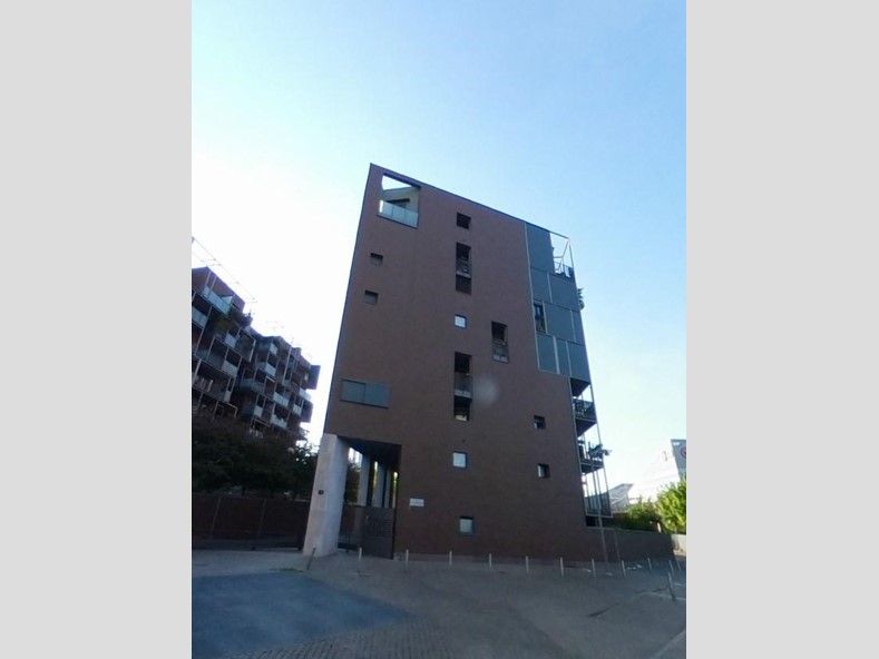 Quadrilocale in Vendita a Milano, 561'000&euro;, 161 m², con Box