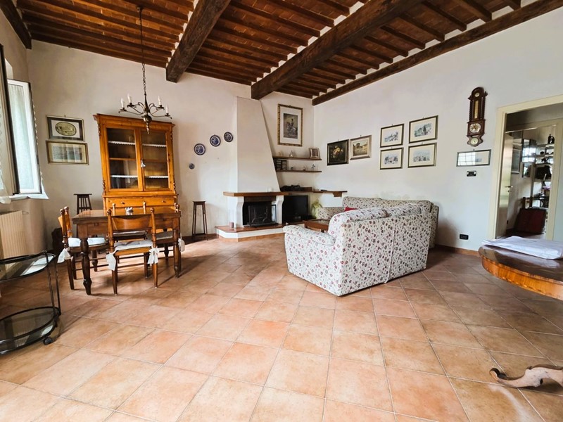 Quadrilocale in Vendita a Capannori, zona Lammari, 165'000&euro;, 100 m², arredato