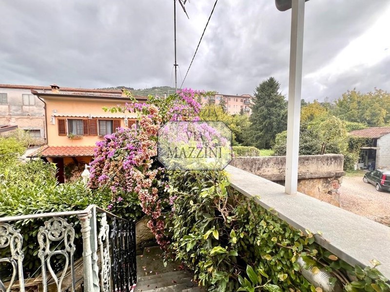 Appartamento in Vendita a Pietrasanta, 360'000&euro;, 80 m²