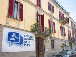 Appartamento in Vendita a Alessandria, 14'997&euro;, 87 m²