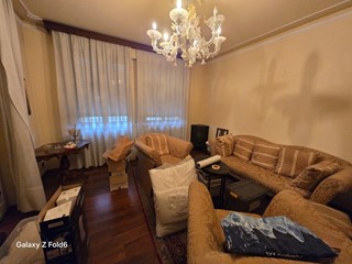 Appartamento in Vendita a Siena, 350'000&euro;, 138 m², arredato, con Box