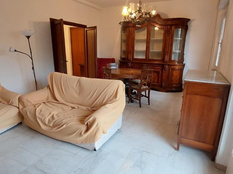 Quadrilocale in Affitto a Carrara, 800&euro;, 110 m², arredato