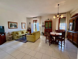 Quadrilocale in Vendita a Castelfiorentino, 169'000&euro;, 90 m², con Box