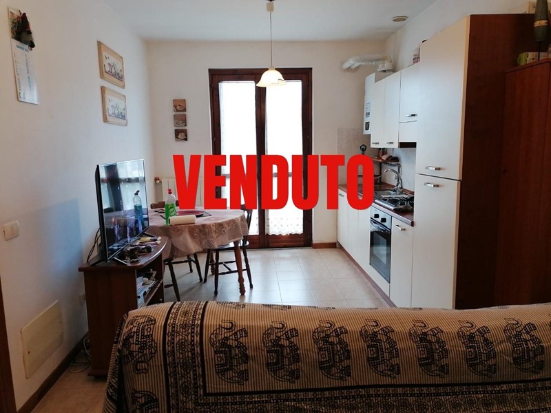 Bilocale in Vendita a Ponsacco, zona Le Melorie, 92'000&euro;, 47 m²