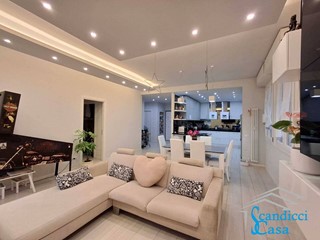 Appartamento in Vendita a Scandicci, 535'000&euro;, 144 m²