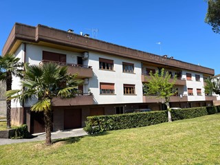 Appartamento in Vendita a Mossa, 115'000&euro;, 90 m², con Box