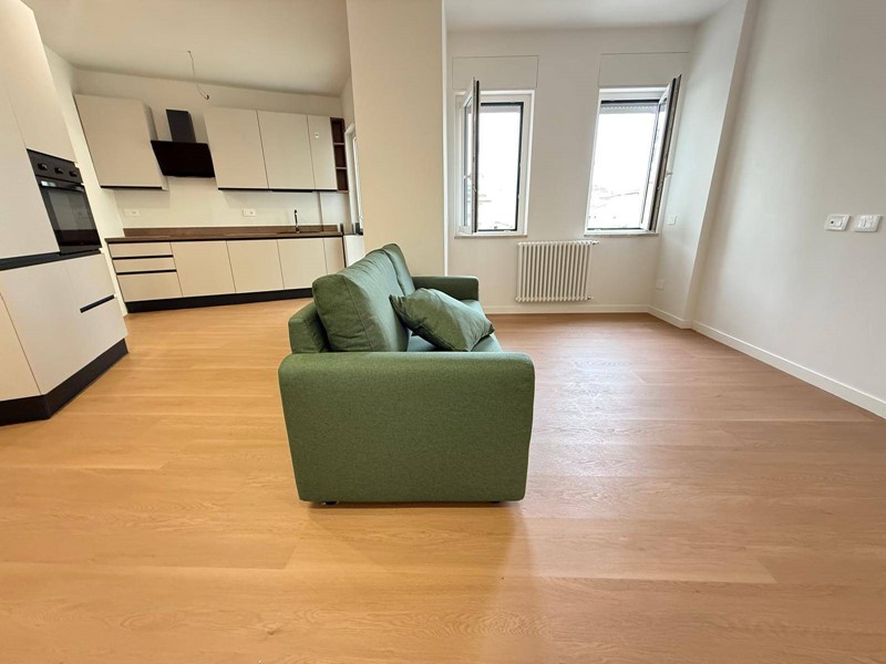 Bilocale in Affitto a Caserta, 750&euro;, 66 m²