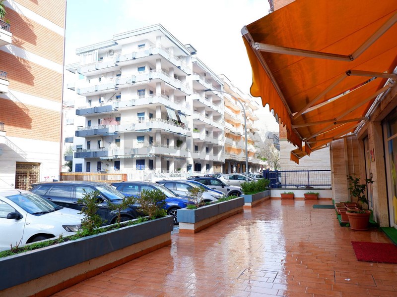 Appartamento in Vendita a Caserta, 230'000&euro;, 138 m²