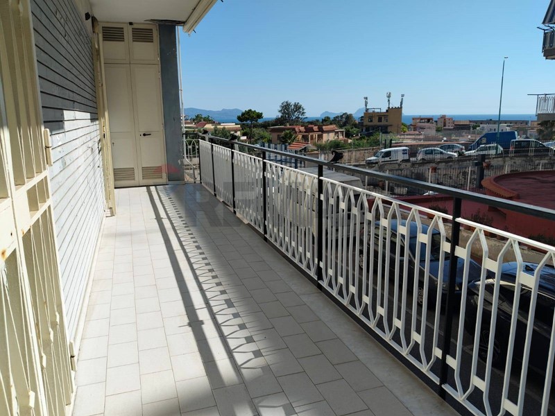 Appartamento in Vendita a Torre del Greco, 268'000&euro;, 123 m²