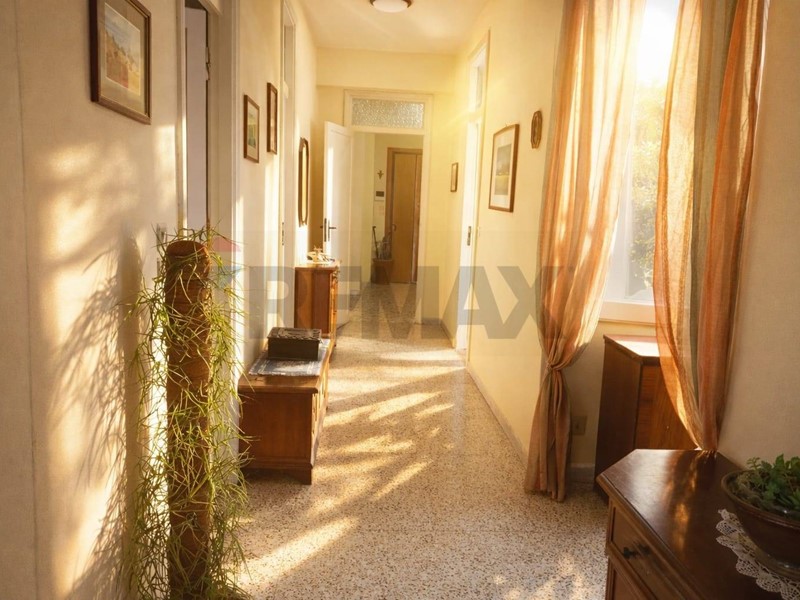 Appartamento in Vendita a Piombino, 145'000&euro;, 138 m²