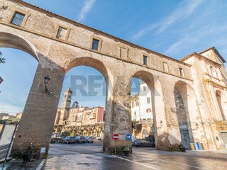 Trilocale in Vendita a Farnese, 280'000&euro;, 250 m²