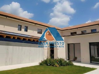 Trilocale in Vendita a Gallarate, 330'000&euro;, 140 m²