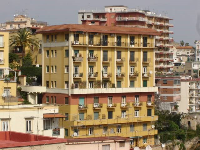 Trilocale in Affitto a Napoli, 1'300&euro;, 100 m²