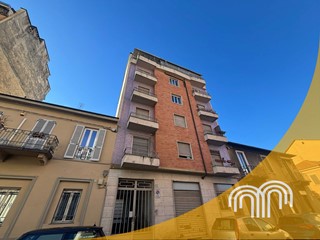 Trilocale in Vendita a Torino, 109'000&euro;, 81 m²