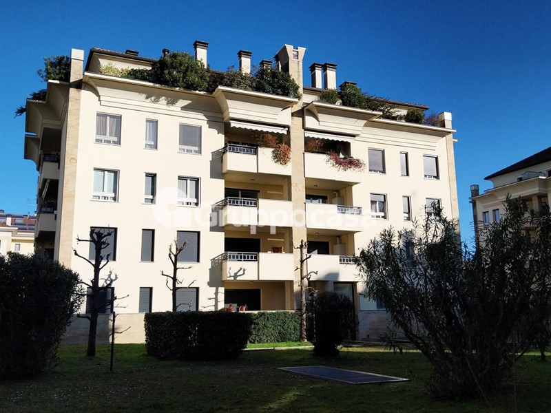 Monolocale in Affitto a Magenta, 650&euro;, 49 m²