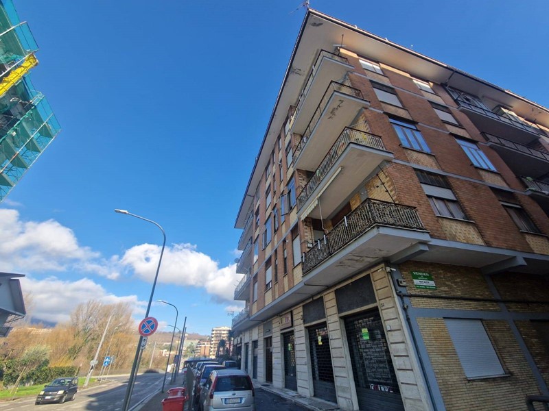 Quadrilocale in Vendita a Avellino, 159'000&euro;, 145 m²