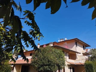 Quadrilocale in Vendita a Pontedera, 185'000&euro;, 80 m², con Box