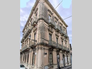 Appartamento in Vendita a Acireale, 229'000&euro;, 180 m²