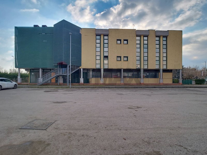 Appartamento in Vendita a Ponte San Nicolò, 850'000&euro;, 1264 m²