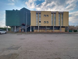 Appartamento in Vendita a Ponte San Nicolò, 850'000&euro;, 1264 m²