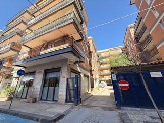 Trilocale in Vendita a Siracusa, 98'000&euro;, 85 m²