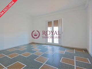 Trilocale in Vendita a Livorno, 800&euro;, 95 m²