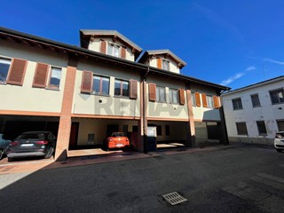 Quadrilocale in Vendita a Cassano d'Adda, 225'000&euro;, 136 m²