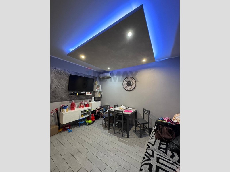 Appartamento in Vendita a Siracusa, 75'000&euro;, 84 m²