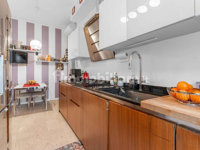 Trilocale in Vendita a Milano, 380'000&euro;, 125 m²