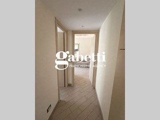 Bilocale in Vendita a Roma, 195'000&euro;, 59 m²