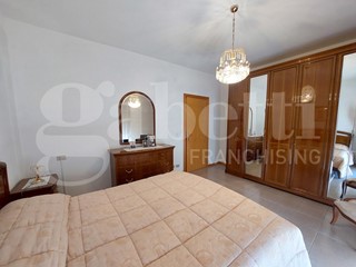 Quadrilocale in Vendita a Corropoli, 125'000&euro;, 140 m², arredato, con Box