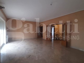 Appartamento in Vendita a Siracusa, 160'000&euro;, 164 m²