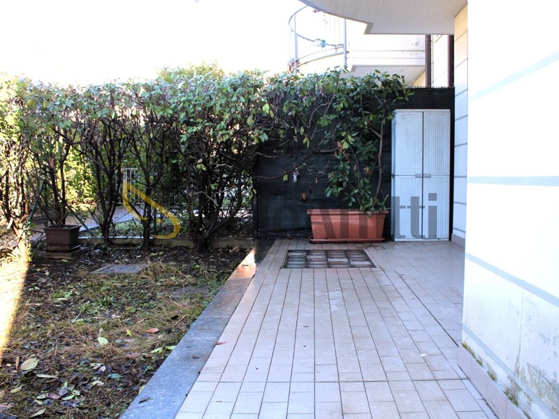 Bilocale in Affitto a San Vittore Olona, 700&euro;, 55 m², con Box