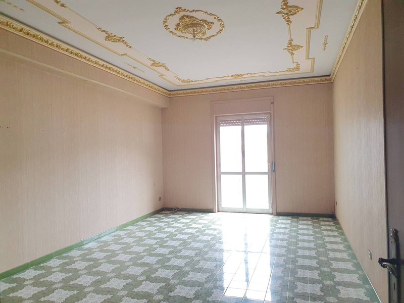 Quadrilocale in Vendita a Scicli, 70'000&euro;, 110 m²