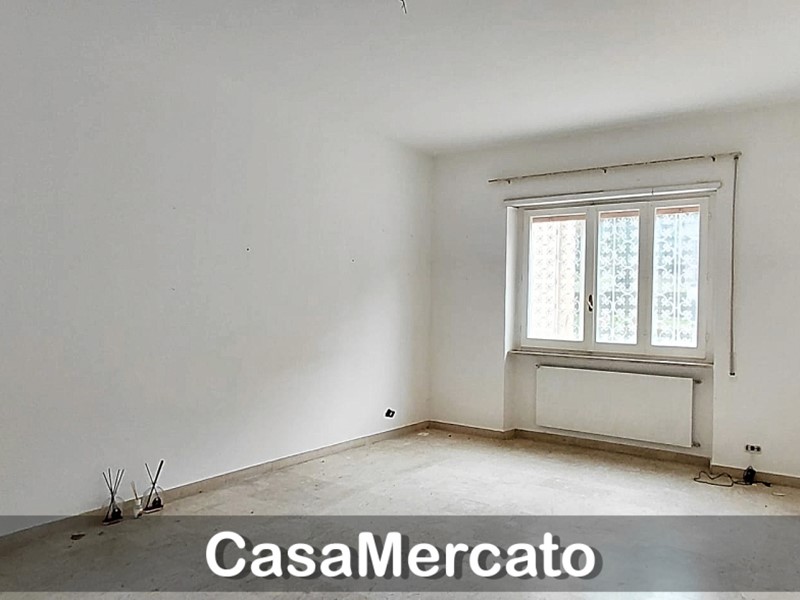 Appartamento in Vendita a Marino, 250'000&euro;, 147 m²