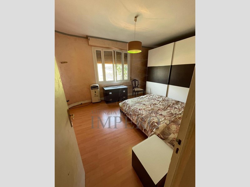 Trilocale in Vendita a Ventimiglia, zona Porra, 110'000&euro;, 75 m²