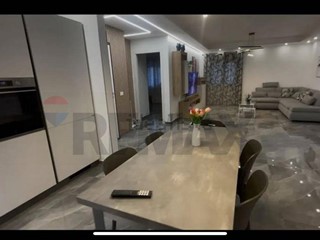 Trilocale in Vendita a Caltagirone, 105'000&euro;, 105 m²