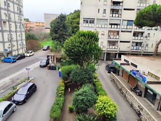 Quadrilocale in Vendita a Catania, 75'000&euro;, 80 m²