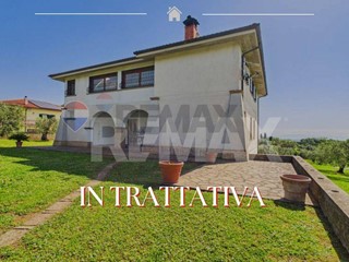 Quadrilocale in Vendita a Formello, 230'000&euro;, 155 m²