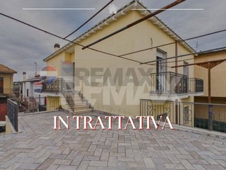Trilocale in Vendita a Roma, 179'000&euro;, 108 m²