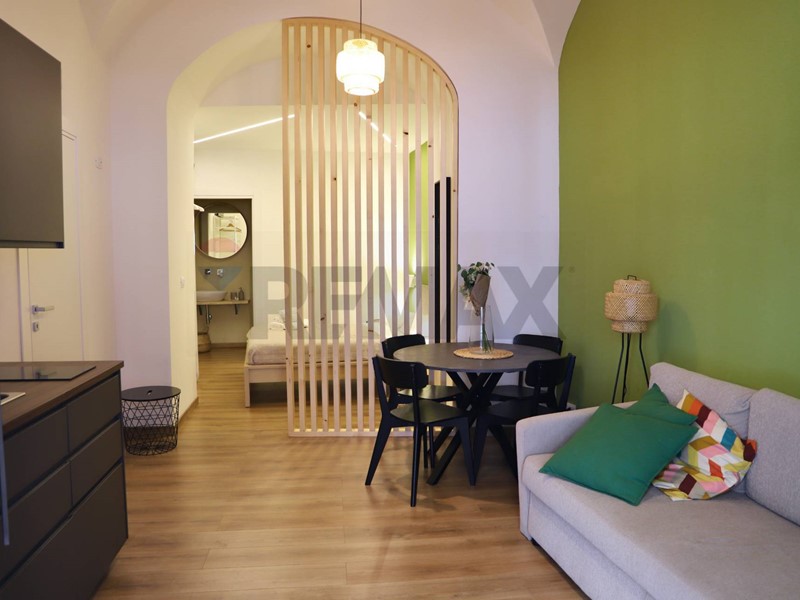 Trilocale in Vendita a Catania, 165'000&euro;, 86 m²